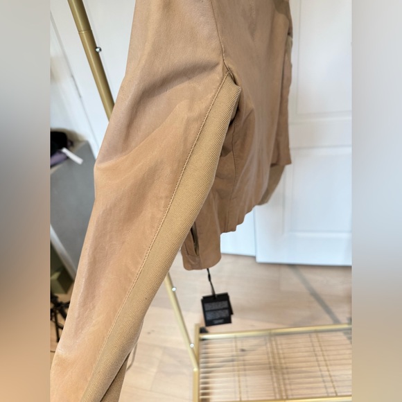 NWT fitted 100% leather jacket - Picture 6 of 13